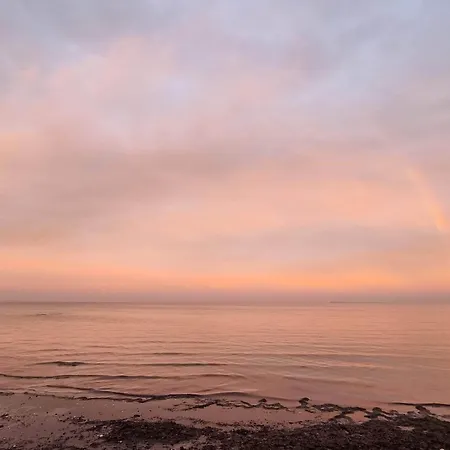 10 Person In Sjolund-by Traum Sjolund